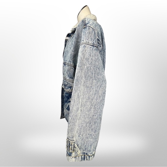Izzi Denim Jacket with Sherpa Collar - Picture 3 of 4